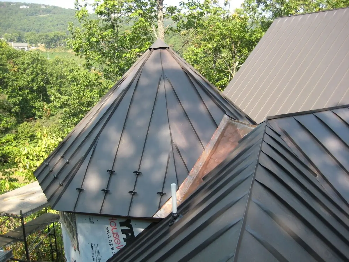 Professional Roof Tarp Installation by Craftsman Roofing in Buckingham Village